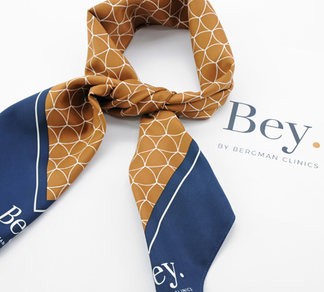From Teamwear to Corporate Gifts: How Accessories Make the Difference